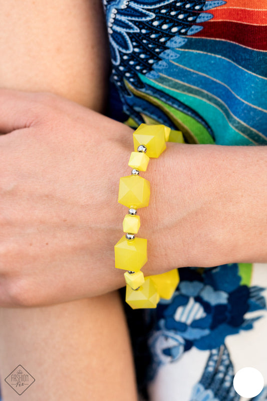 Trendsetting Tourist Bracelet- Yellow